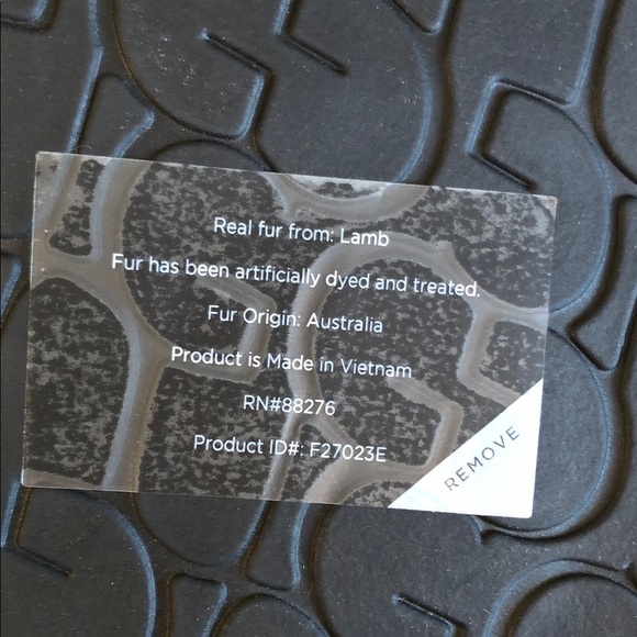 NWB UGG real lamb fur black fuzzy slippers size 7 - Picture 7 of 7